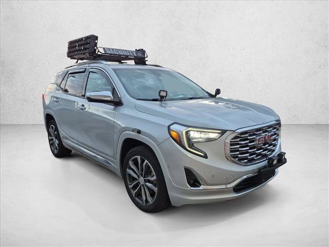 Used 2018 GMC Terrain Denali w/ Advanced Safety Package AWD/4WD image 3