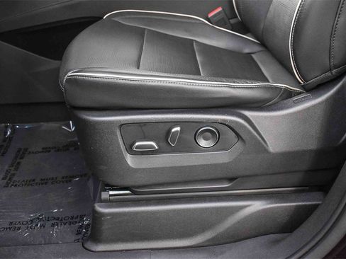 Used 2021 Cadillac Escalade Premium Luxury w/ Driver Assist Tech Package image 20