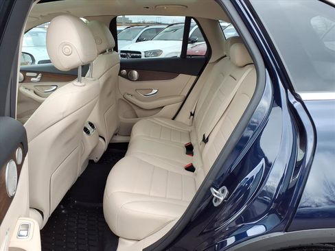 Certified 2021 Mercedes-Benz GLC 300 4MATIC image 11