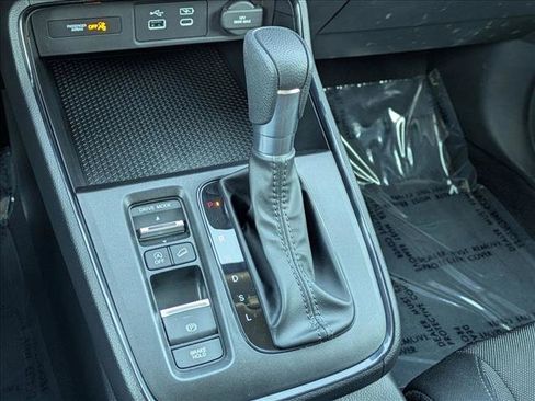 Used 2025 Honda CR-V EX image 12