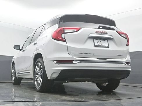 Used 2023 GMC Terrain Denali w/ LPO, Floor Liner Package AWD/4WD image 47