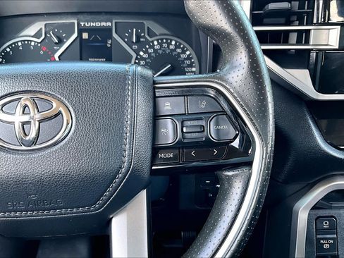 Used 2022 Toyota Tundra SR5 AWD/4WD image 25