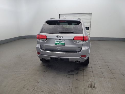 Used 2018 Jeep Grand Cherokee Overland AWD/4WD image 7