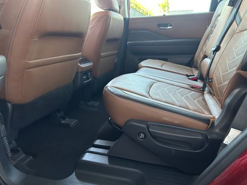 Used 2025 Nissan Pathfinder Platinum w/ Cargo Package FWD image 22