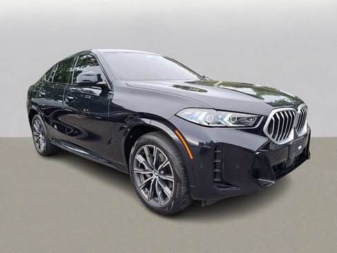 Used 2024 BMW X6 xDrive40i w/ Premium Package AWD/4WD image 3