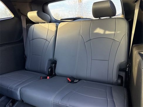 Used 2023 Buick Enclave Premium w/ Experience Buick Package image 15