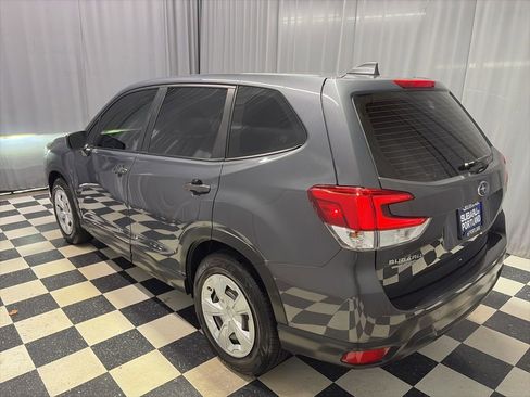 Used 2022 Subaru Forester AWD/4WD image 6