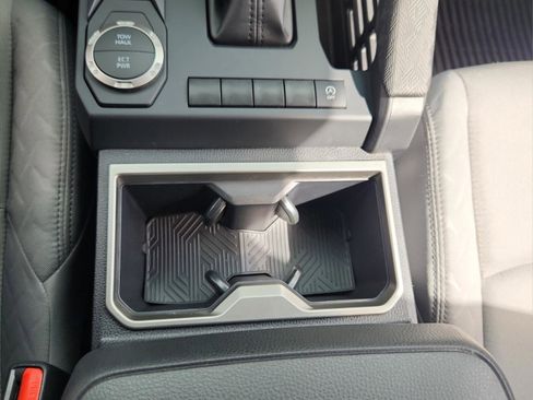 Certified 2025 Toyota Tacoma SR5 image 17