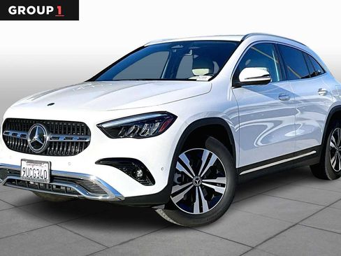 Used 2025 Mercedes-Benz GLA 250 image 1