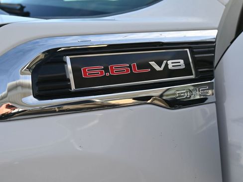 Used 2022 GMC Sierra 2500 SLE w/ SLE Convenience Package image 17