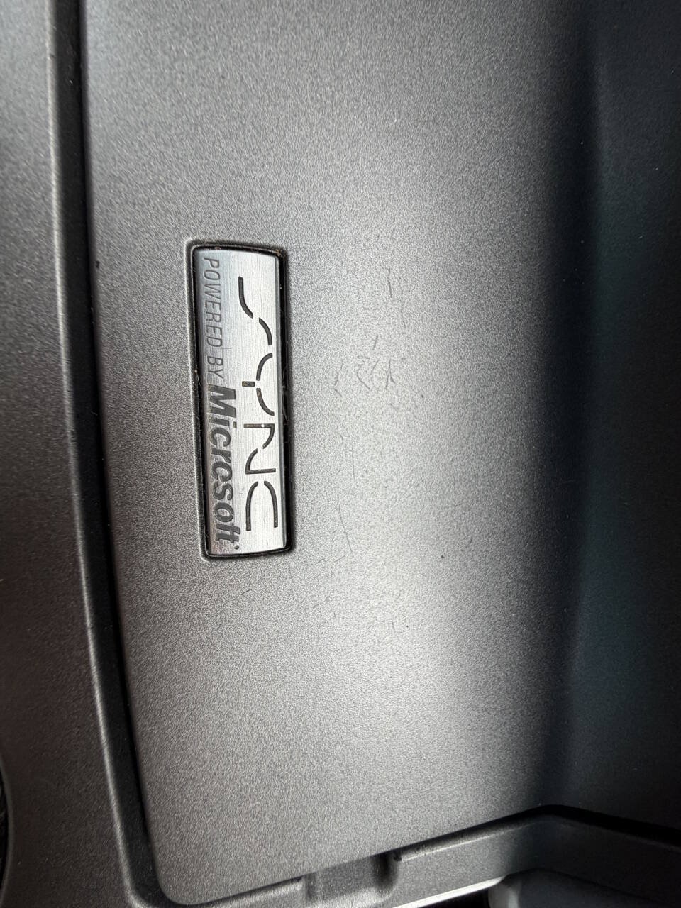 Used 2014 Ford Explorer XLT FWD image 29