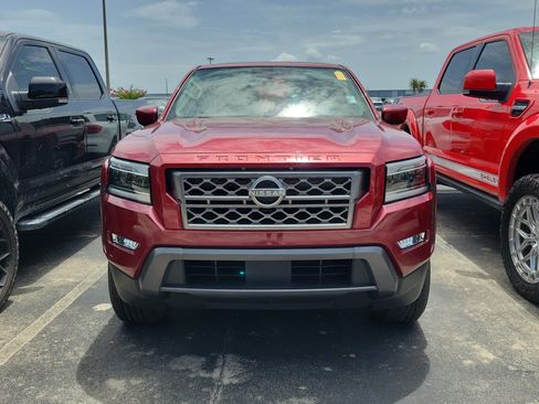 Used 2024 Nissan Frontier SL w/ Technology Package RWD image 2