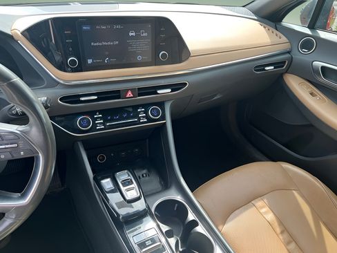 Used 2020 Hyundai Sonata SEL w/ Premium + Sunroof Package FWD image 24