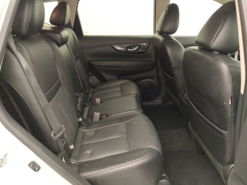 Used 2017 Nissan Rogue SL w/ SL Premium Package FWD image 19