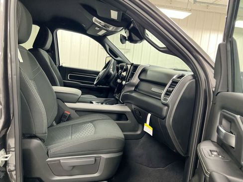New 2026 RAM 2500 Big Horn AWD/4WD image 22
