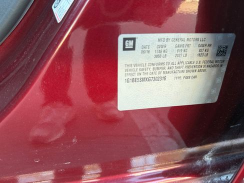 Used 2016 Chevrolet Cruze LT w/ RS Package image 25