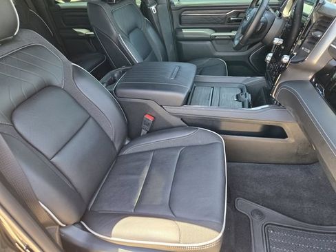 Certified 2025 RAM 1500 Limited AWD/4WD image 16