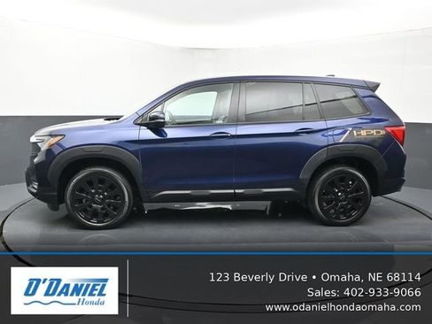 Used 2023 Honda Passport EX-L image 2