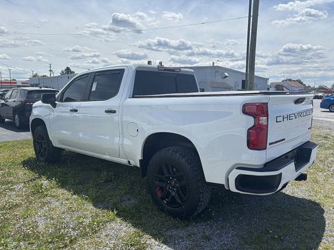 Used 2022 Chevrolet Silverado 1500 RST w/ Redline Edition AWD/4WD image 3