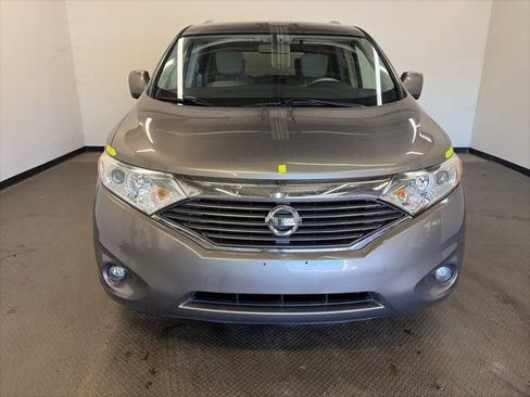 Used 2016 Nissan Quest SV image 3