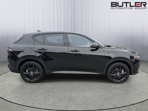 Used 2024 Dodge Hornet R/T Plus w/ Tech Pack Plus w/o Parking image 7