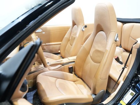 Used 2007 Porsche 911 Carrera S RWD image 27