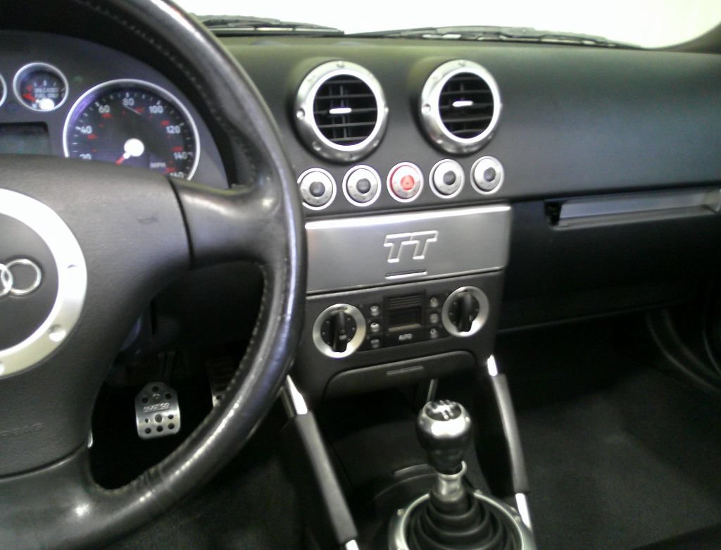 Used 2001 Audi TT 1.8T FWD image 21
