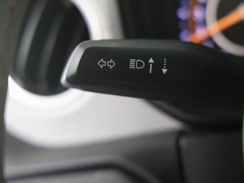 Used 2024 Jeep Wrangler Sahara image 23