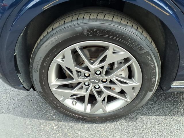 Used 2023 Genesis GV70 2.5T w/ Advanced Package AWD/4WD image 28