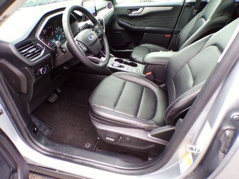 Certified 2022 Ford Escape SEL image 5