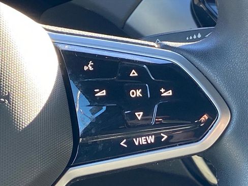 Certified 2023 Volkswagen ID.4 Pro image 7