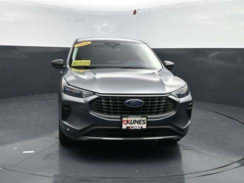 Used 2024 Ford Escape Active AWD/4WD image 2