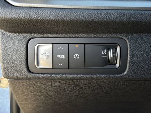 New 2026 Chevrolet Traverse LT image 20