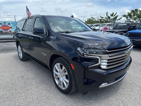 Used 2023 Chevrolet Tahoe High Country image 3