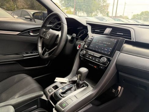 Used 2019 Honda Civic EX image 19