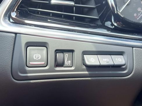 Certified 2024 Cadillac XT6 Sport w/ LPO, Onyx Lite Package AWD/4WD image 30