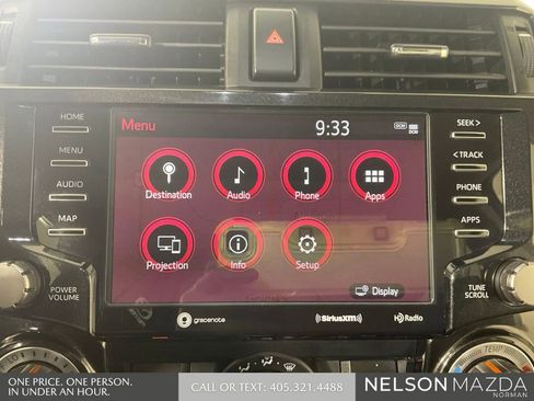 Used 2020 Toyota 4Runner Venture w/ Moonroof Package AWD/4WD image 36