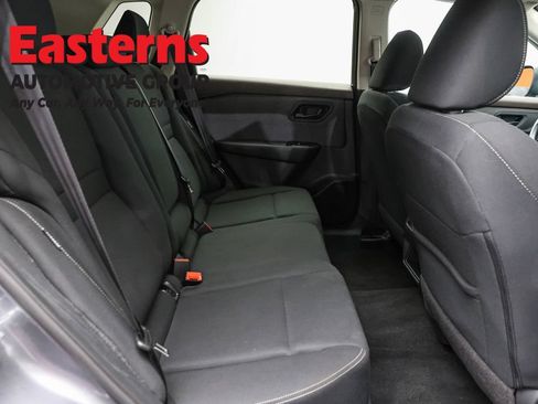 Used 2023 Nissan Rogue S AWD/4WD image 24