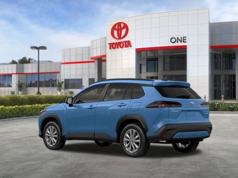 New 2026 Toyota Corolla Cross LE image 7