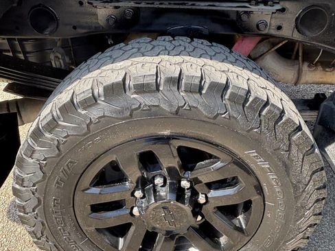 Used 2019 Chevrolet Silverado 2500 LTZ w/ Duramax Plus Package image 12