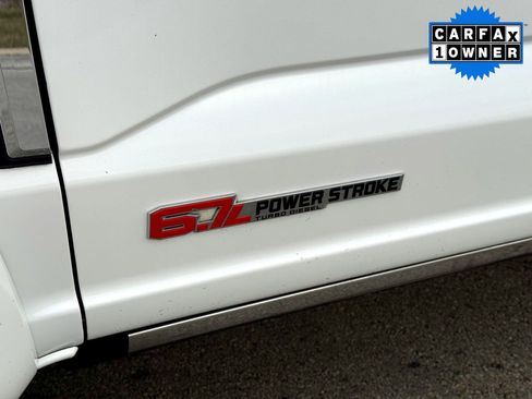 Used 2024 Ford F450 Platinum w/ FX4 Off-Road Package image 3