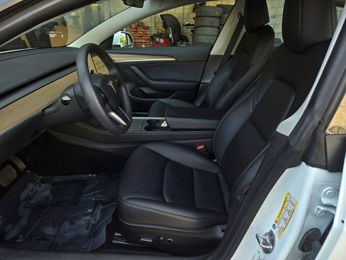 Used 2023 Tesla Model 3 Standard Range RWD image 16