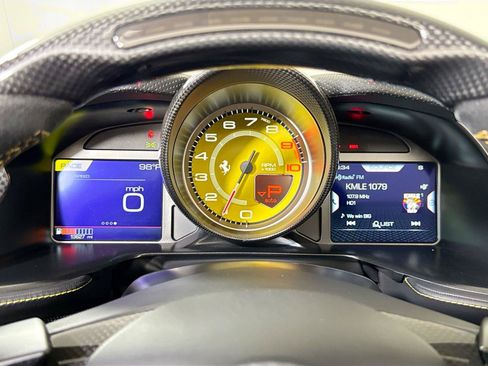 Used 2021 Ferrari 812 GTS RWD image 17
