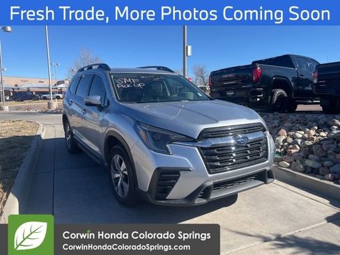 Used 2023 Subaru Ascent Premium w/ Convenience Package image 1