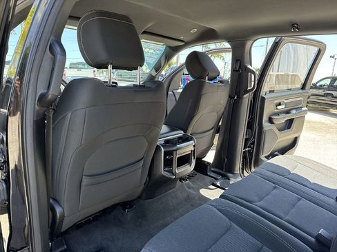 Used 2020 RAM 1500 Big Horn AWD/4WD image 34