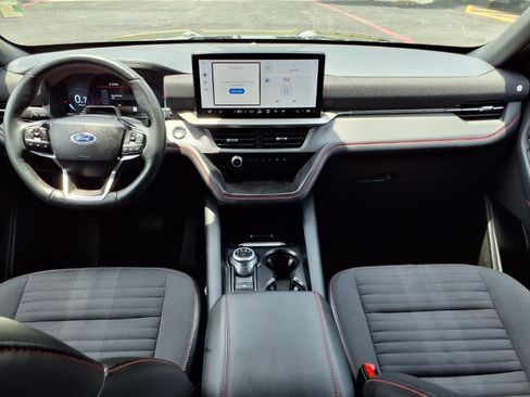 Certified 2025 Ford Explorer ST-Line w/ ST-Line Street Pack AWD/4WD image 12
