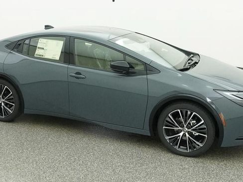 New 2026 Toyota Prius XLE FWD image 12