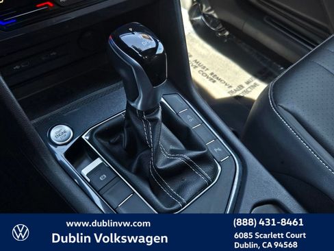 Certified 2023 Volkswagen Tiguan SE R-Line FWD image 17