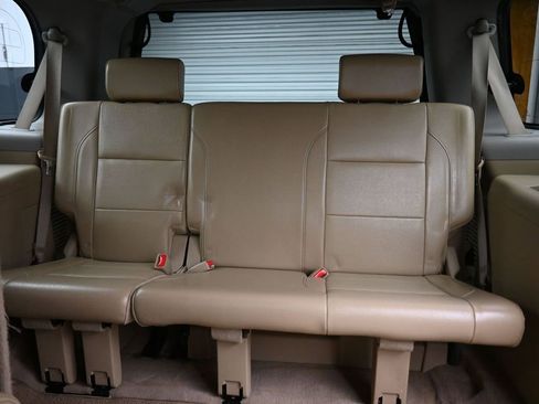 Used 2011 Nissan Armada Platinum w/ 2nd Row Captain Seat Pkg image 34