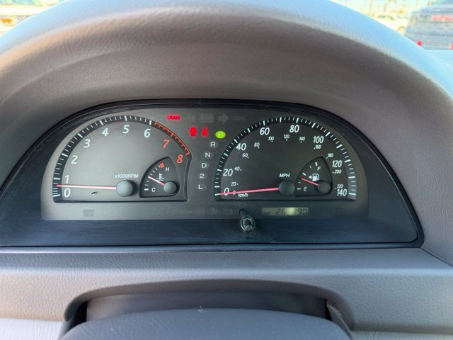 Used 2004 Toyota Camry LE FWD image 19